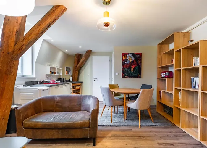 Le Coquet De Saint-epvre - En Centre-ville Appartement *