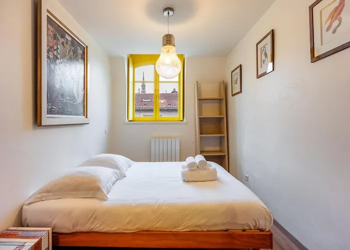 Apartament Le Coquet De Saint-epvre - En Centre-ville *